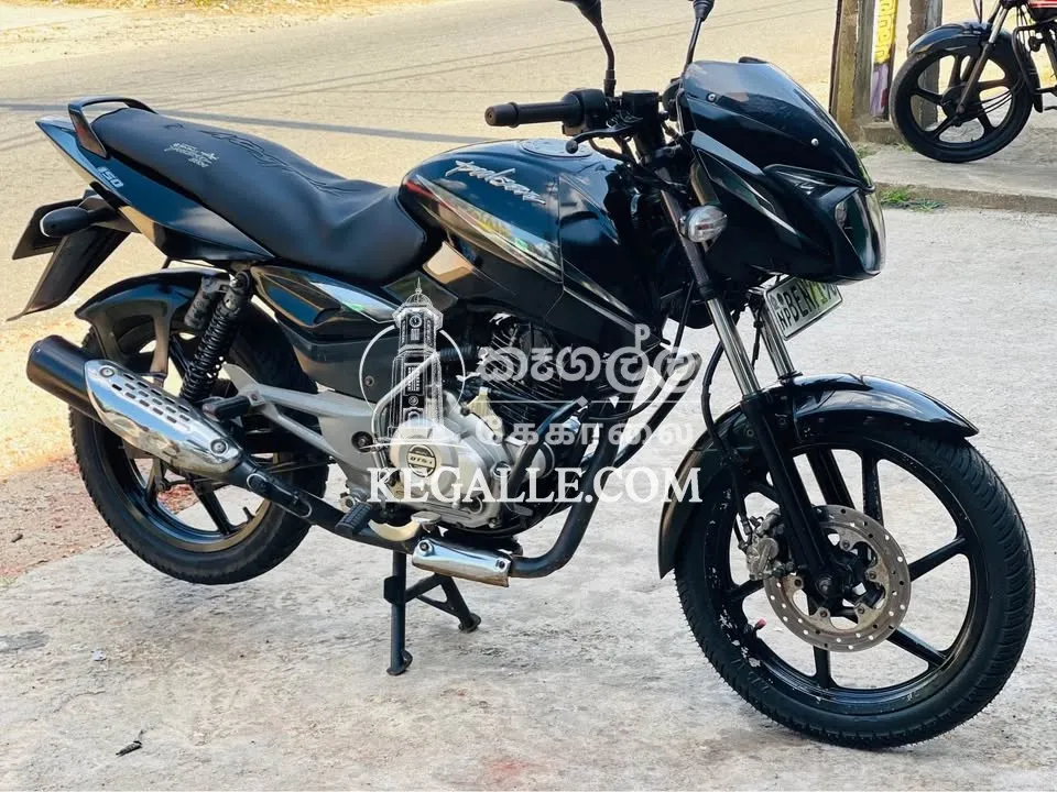 Bajaj Pulsar 150cc Street Bike - Black