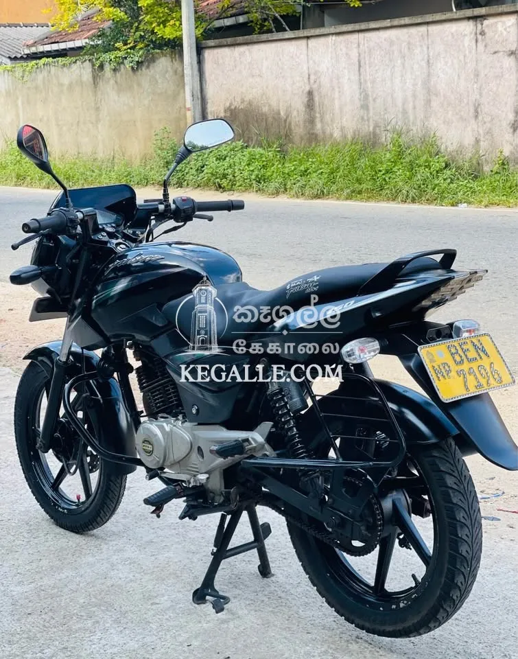 Bajaj Pulsar 150cc Street Bike - Black